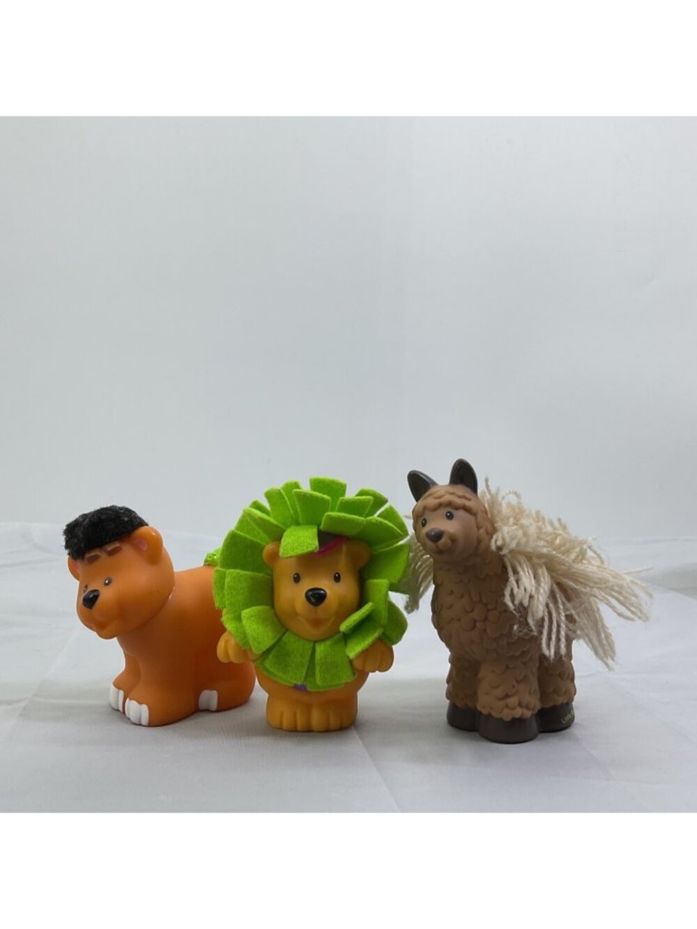 Fisher Price Little People Touch Feel Zoo Animal Lot Lion Llama Vintage Y2K Toy
